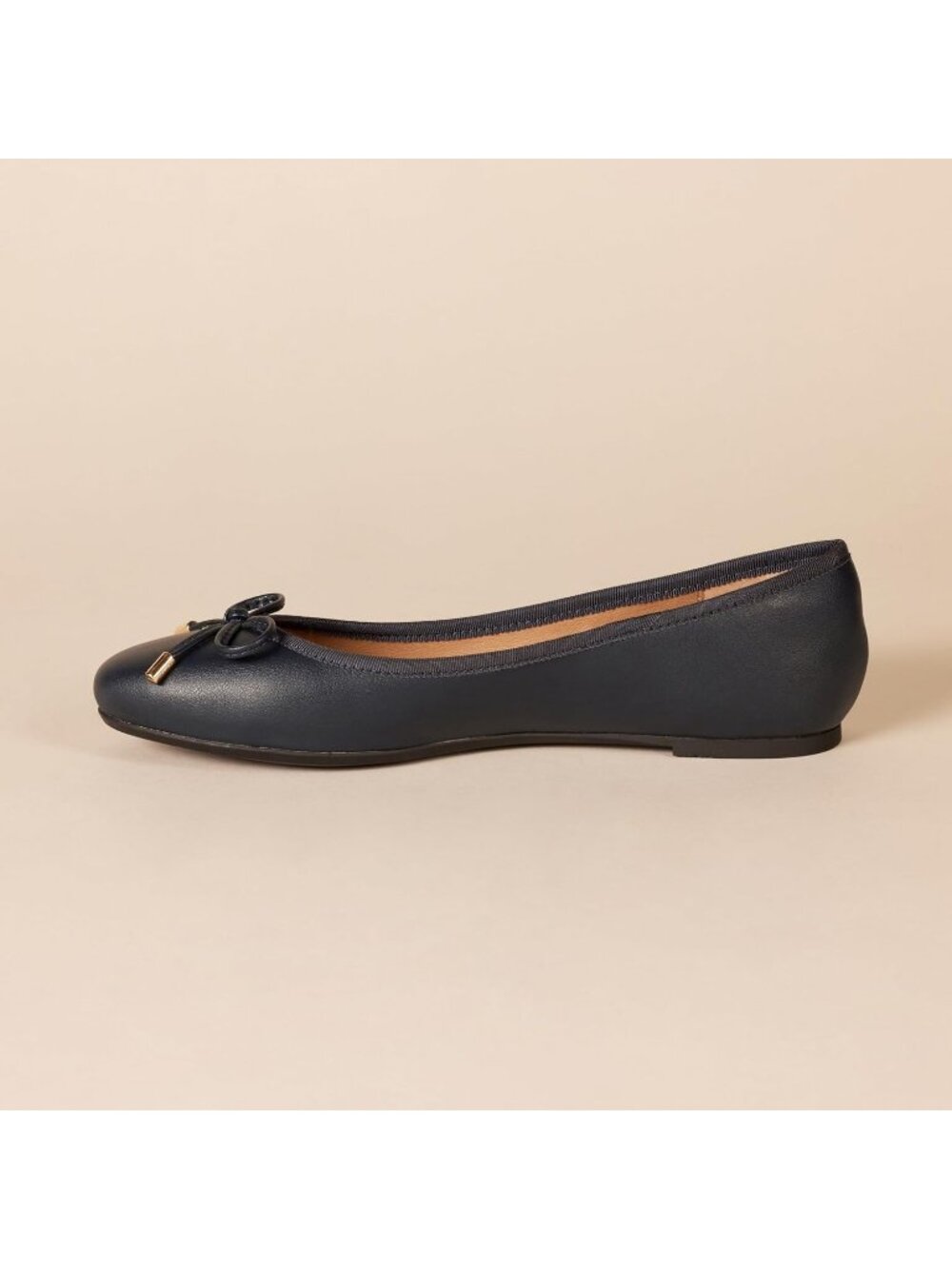 Women's Navy 1/4 Inch Heel Comfortable Round Toe Imported Ballet Flats - Picture 3 of 5